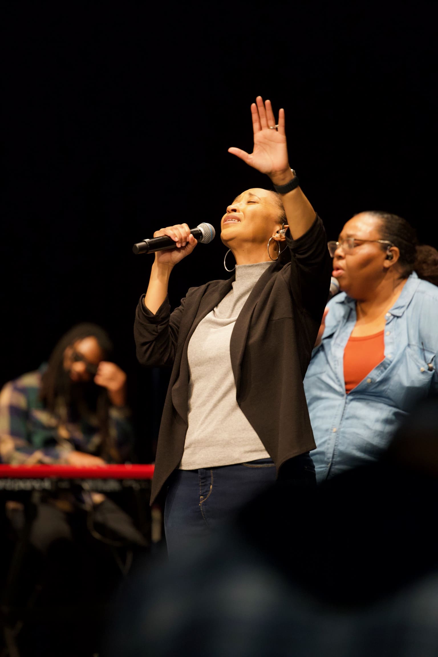 Presence-focused worship at Vive City